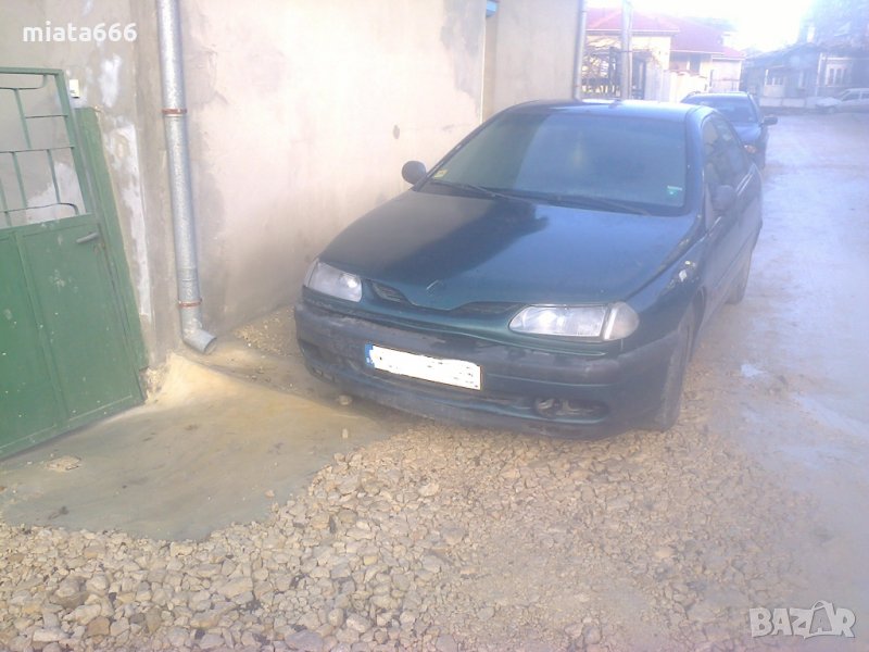 Рено Лагуни-газов инжекцион-2000куб-115 к.с. и 1,8 моно-на части, снимка 1