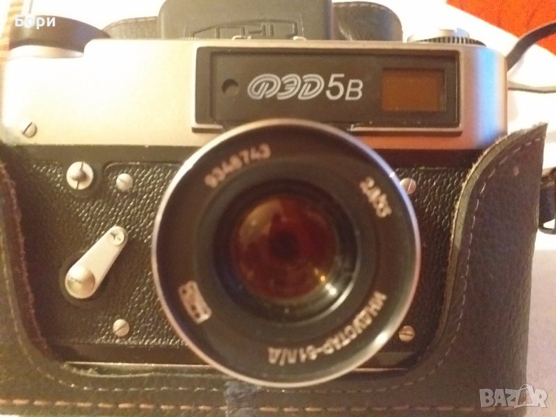 Лентов Фотоапарат ФЕД-5В, снимка 1