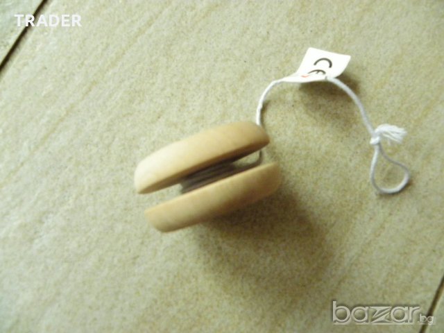 дървена играчка ЙО - ЙО , снимка 1