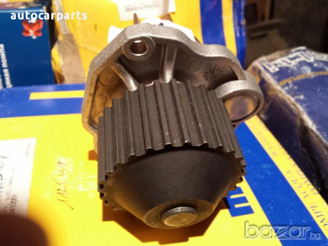 Водна помпа Metelli 24-0960 за Opel / Опел, Citroën и Renault / Рено