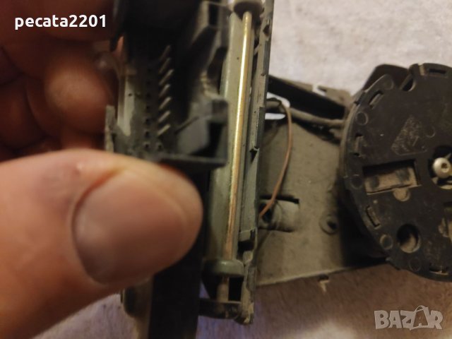 Продавам - оригинална основа ляво огледало за Мерцедес Ц клас w203, снимка 5 - Части - 25414749