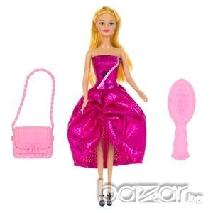 Кукла с аксесоари