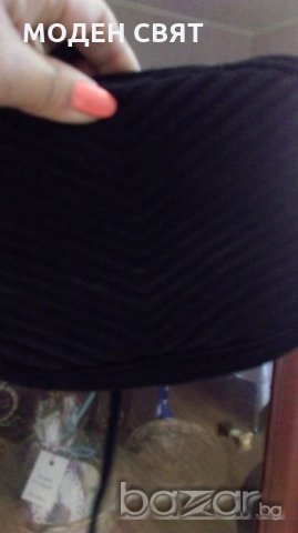 Нова велурена чантичка MANGO