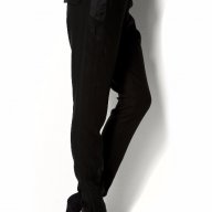 Rützou - марков черен панталон с лъскава странична лента, снимка 4 - Панталони - 18008091