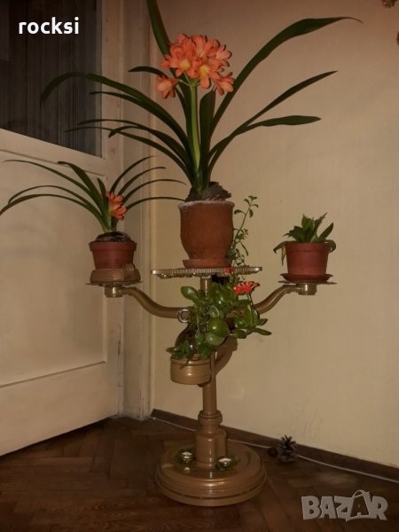 Арт стойка за цветя , свещи или друга декорация или вещи, снимка 1