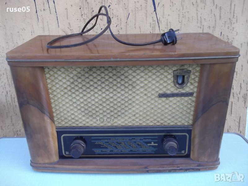 Радиоапарат "Хр. Ботев - P III 56 - 1" работещ, снимка 1