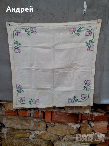 Стара бродирана покривка #5