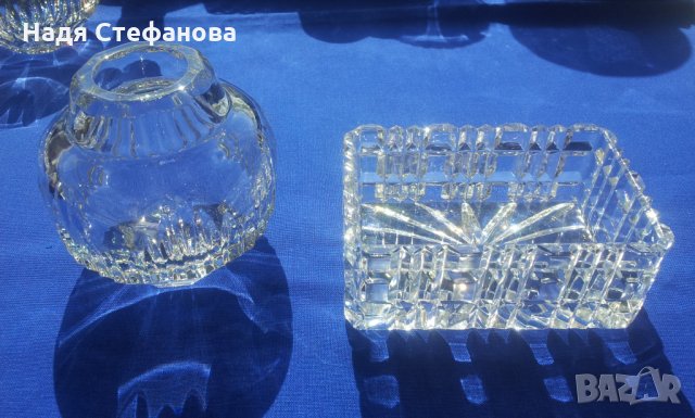 Две кристални вазички и две правоъгълни бонбониерки, снимка 1 - Вази - 25563385