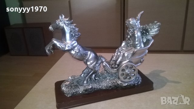 кон с младоженци-красива тежка фигура-32х23х12см, снимка 12 - Антикварни и старинни предмети - 24715471