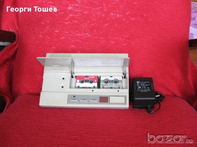 Продавам телефонен секретар, модел - "CODE - A - PHONE - 5533", с две микрокасети., снимка 2 - Стационарни телефони и факсове - 10427735