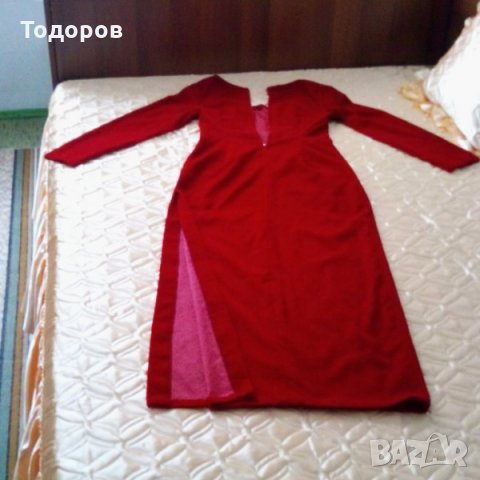 Червена рокля копринено кадифе + подарък, снимка 1 - Рокли - 24157757