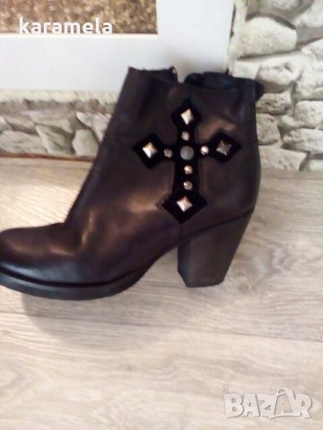 Жестоки боти със кръст 36 номер  , снимка 4 - Дамски боти - 24250543
