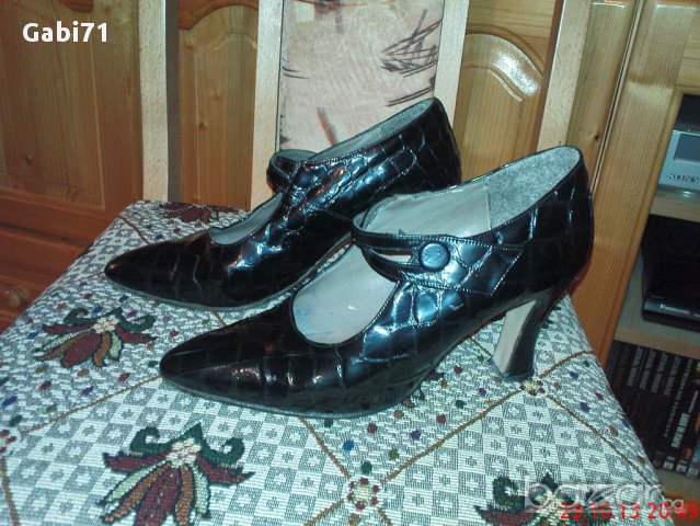 Обувки дамски лачени от естествена кожа в отлично състояние, токче 10 см. № 39, 25 лв, снимка 2 - Дамски обувки на ток - 12747053