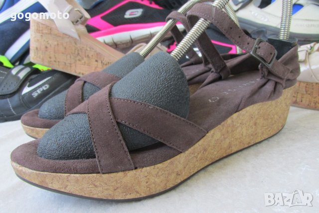 елегантни 39 - 40 дамски обувки Stuart Weitzman original от фин сатен , сандали, GOGOMOTO.BAZAR.BG®, снимка 16 - Сандали - 21822743