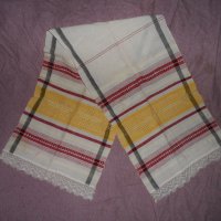 кенарена кърпа с дантела , снимка 1 - Антикварни и старинни предмети - 22299836