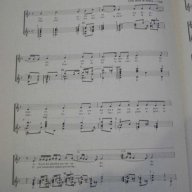 Книга "Spanish Renaissance Songs for voice and guitar"-40стр, снимка 4 - Чуждоезиково обучение, речници - 15845715