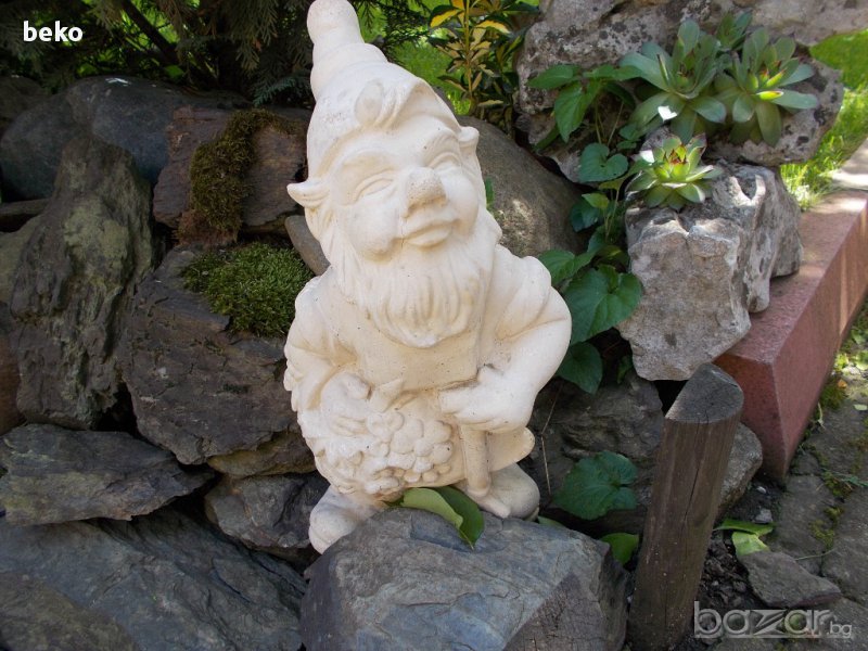 Градинска фигура - джудже, снимка 1