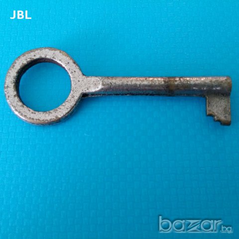 стар ключ дължина 6,5 см, снимка 3 - Антикварни и старинни предмети - 15263472