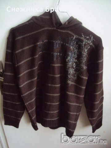 Детска  машинно плетена жилетка с качулка, снимка 1 - Детски пуловери и жилетки - 18320082