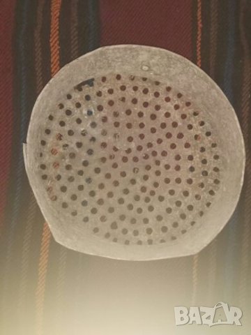 Продавам голяма метално сито