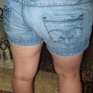 Къси дънкови панталони, снимка 2 - Къси панталони и бермуди - 11078793