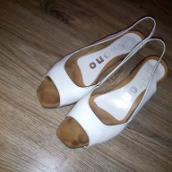 Бели, елегантни №37, снимка 1 - Дамски обувки на ток - 14045381