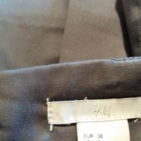 Дам.пола-"H&M"-/памук+полиестер+ликра/-сатен,цвят-св.сив. Закупена от Италия., снимка 7 - Поли - 21926702