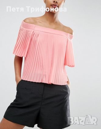 Розова къса блуза плисе голи рамене размер С от Англия, снимка 1