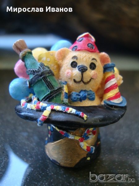 "Мече в шапка"- статуетка от Холандия, снимка 1