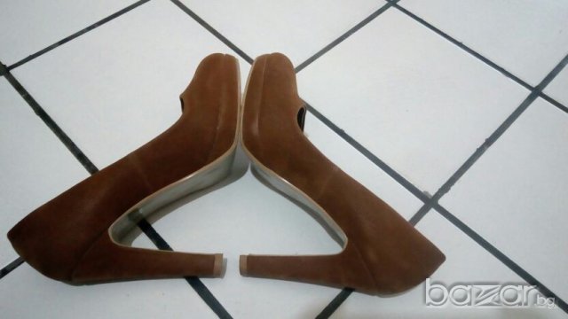 Велурени обувчици, снимка 2 - Дамски обувки на ток - 20240142