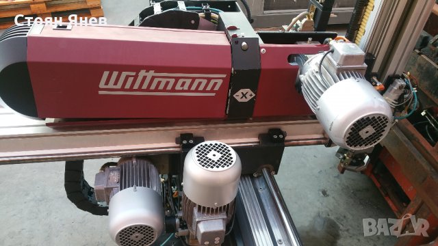 Робот за шприц Wittmann W330, снимка 1 - Други машини и части - 23788746