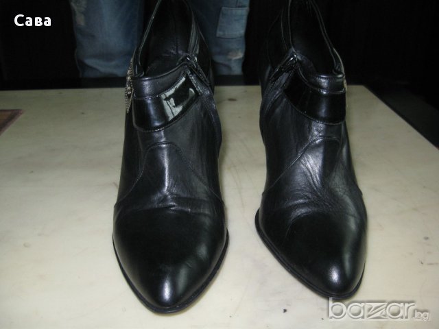 Боти BYBLOS, снимка 3 - Дамски боти - 16884316