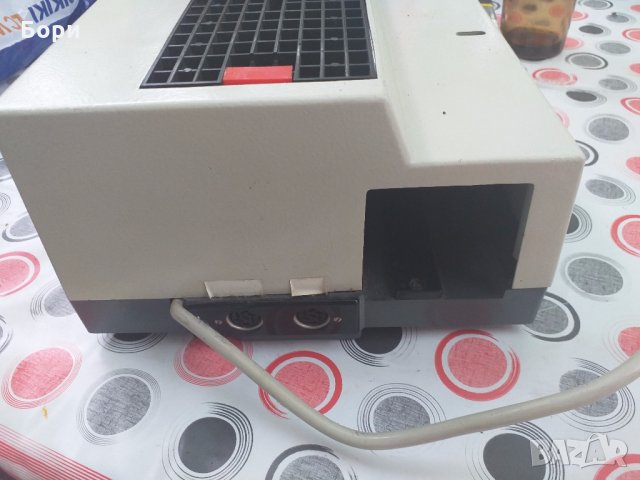 Прожектор за диапозитиви, снимка 7 - Плейъри, домашно кино, прожектори - 26080740