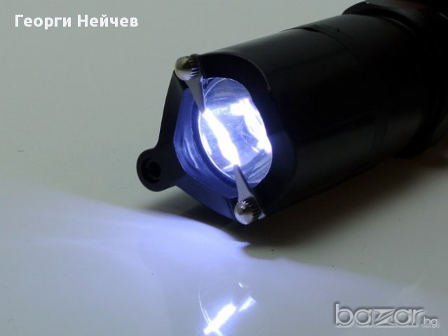 Тежък метален LED фенер Police 1800KW с електрошок, лазер, вгеадена батерия и мрежово220V зареждане, снимка 3 - Къмпинг осветление - 10859055
