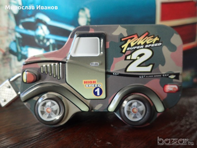 " Маскировъчен джип  " - касичка от метал с катинарче, снимка 1