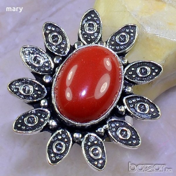 арт пръстен-цвете с естествен червен корал, снимка 1