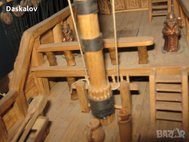 Продавам дървен макет на кораб-Санта Мария, снимка 4 - Декорация за дома - 26142472
