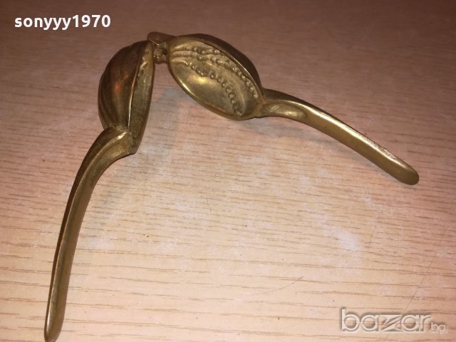 антика-масивна орехотрошачка-мед/месинг-17х5см-внос швеицария, снимка 11 - Колекции - 20476777