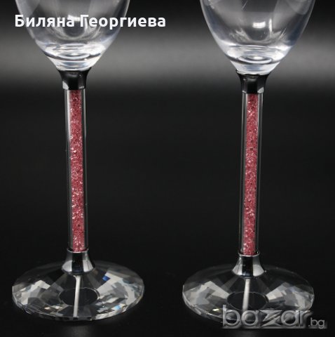 Ритуални чаши за шампанско със розови кристалчета в столчето, реплика на Сваровски, снимка 2 - Чаши - 21383982