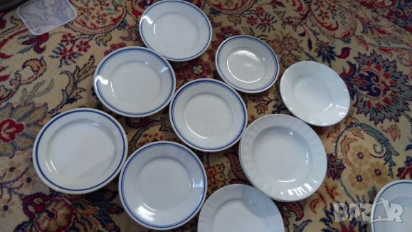 10бр Порцеланови чинии, диаметър 21-22 см, снимка 1