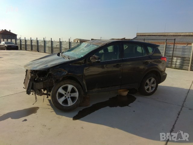 TOYOTA RAV 4 2.2 D-4D 150кс 2015г на ЧАСТИ, снимка 2 - Автомобили и джипове - 24456912