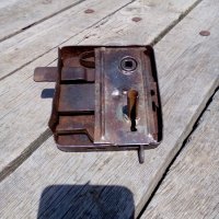 Старинна брава, снимка 2 - Антикварни и старинни предмети - 16951405