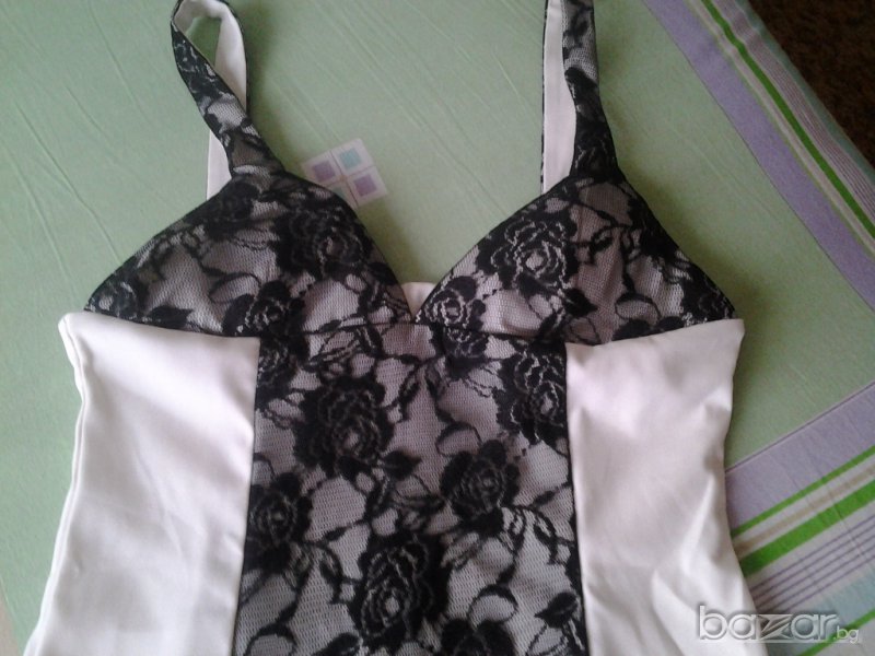 красива рокля с дантела , снимка 1