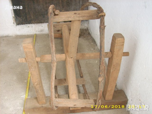 стар възрожденски дървен чакрък , снимка 13 - Антикварни и старинни предмети - 22341386