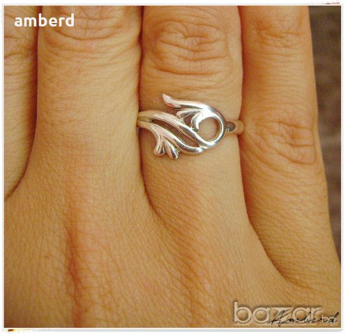 Нежен сребърен пръстен R013