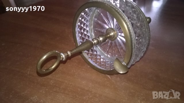 АНТИКА кристал и месинг-ретро пепелник за колекция-14х10см--внос франция, снимка 14 - Антикварни и старинни предмети - 23586731