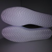 Adidas оригинални спортни обувки, снимка 5 - Маратонки - 24479835