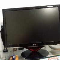 монитор с тв телевизор lg w2286l LED -цена 150 лв, моля БЕЗ бартери Contrast 2000000:1  Response Tim, снимка 1 - Телевизори - 20483683