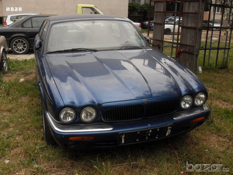 Продавам Ягуар / Jaguar XJ8 3200 V8 на части или цял, снимка 1