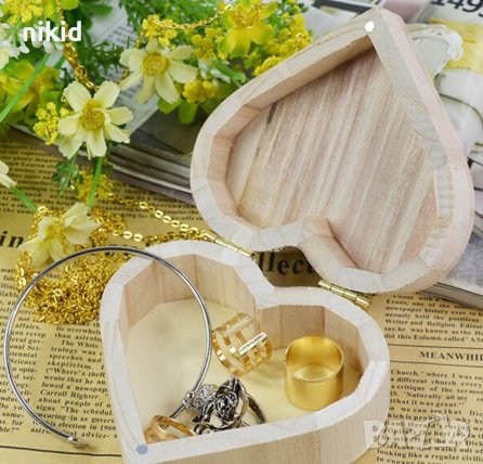 Дървена кутия сърце за бижута органайзер подарък и др, снимка 1